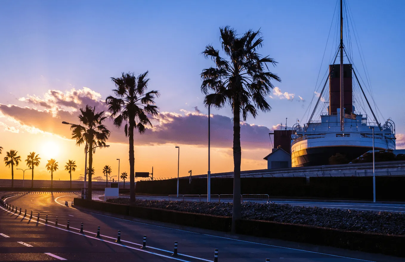 海岸と夕日